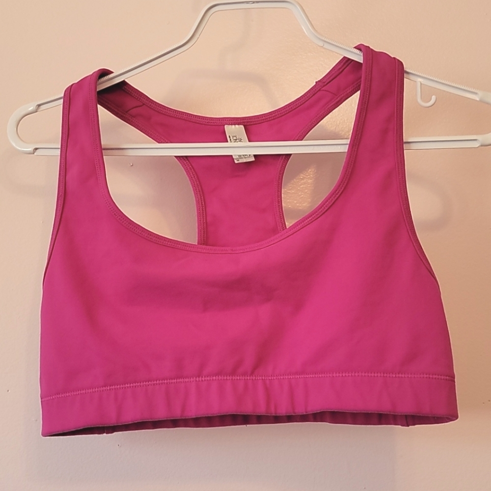3/25$ American Apparel Hot Pink Sports Bra Medium